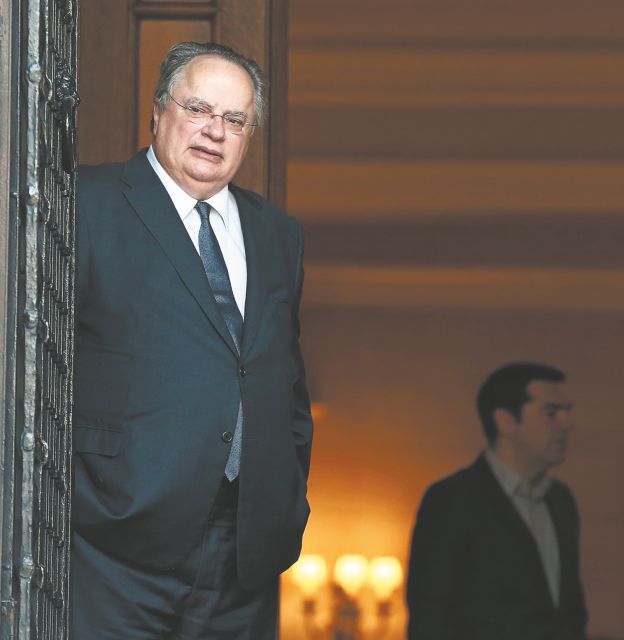 «Αλβανικά καψώνια» στα σχέδια Κοτζιά