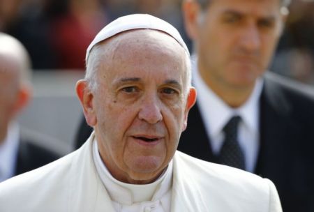 Πάπας : Η Ευρώπη να ανοίξει τις πόρτες της στους μετανάστες