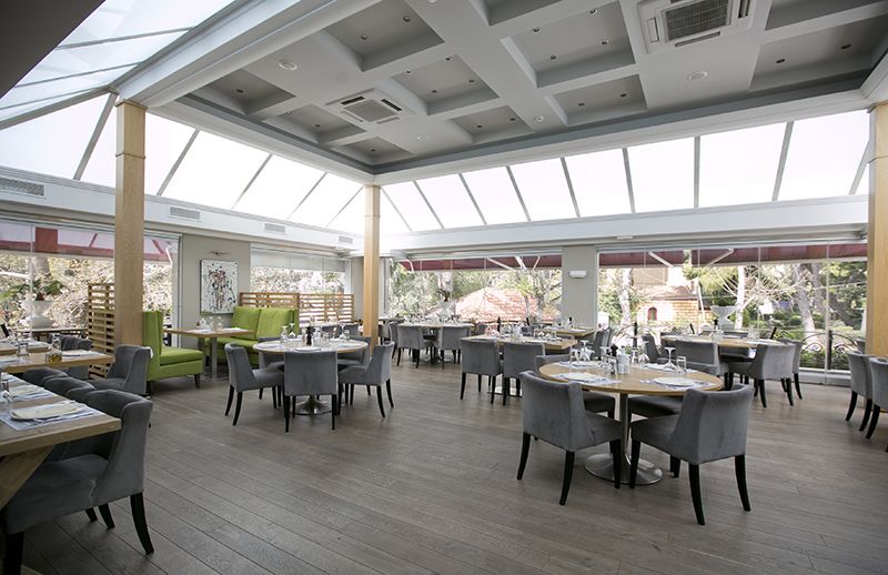 Ο ταλαντούχος σεφ Μανώλης Γαρνέλης μας συστήνεται στο Μezzaluna