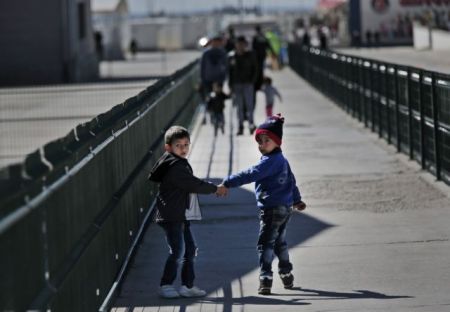 Βερολίνο: Δεν μεταβαίνει η Μέρκελ στην Τουρκία για εγκαίνια κέντρου προσφύγων