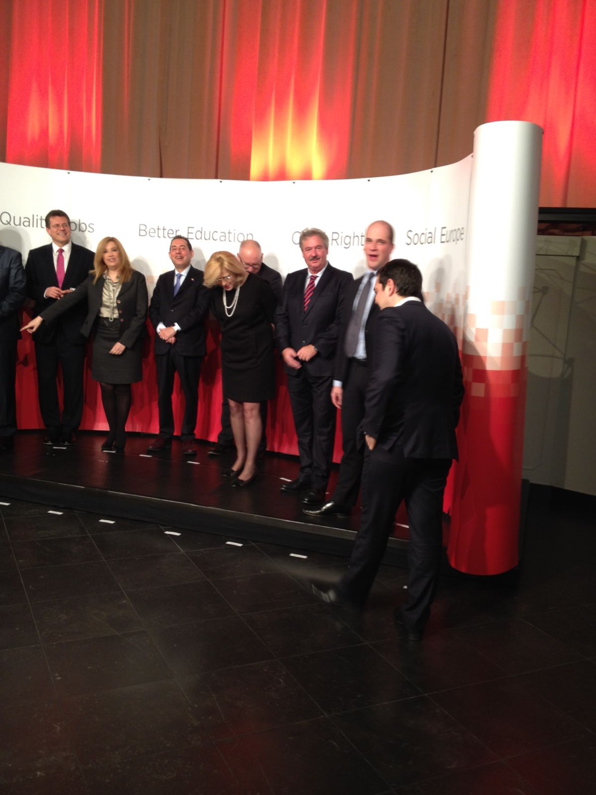 Οδικός χάρτης για έξοδο από την προσφυγική κρίση από την Φ. Γεννηματά