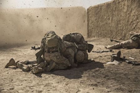 Τομπίας Λίντχολμ: «Η αλήθεια δεν είναι άσπρο ή μαύρο»