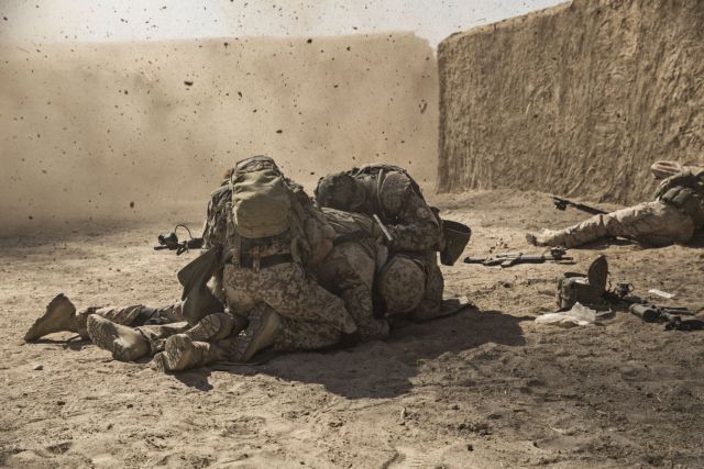 Τομπίας Λίντχολμ: «Η αλήθεια δεν είναι άσπρο ή μαύρο»