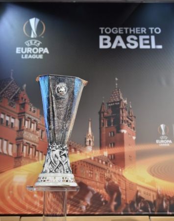 Europa League: Σαχτάρ Ντόνετσκ-Σεβίλλη και Λίβερπουλ-Βιγιαρεάλ τα ζευγάρια της 4άδας