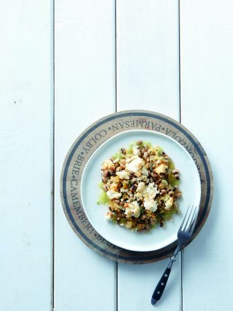 Μαυρομάτικα στον φούρνο με ξινομυζήθρα