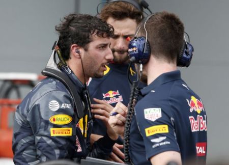 F1: Οι περιορισμοί στην επικοινωνία ομάδων-πιλότων δεν εγείρουν θέματα ασφαλείας σύμφωνα με τη FIA