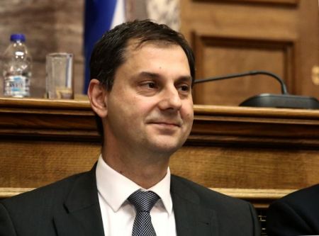 Ποτάμι κατά Θεοχάρη και πυρά για «έδρα κλεμμένη»