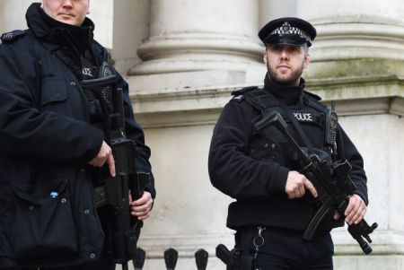 Μικρή έκρηξη στον σταθμό Tower Hill του Λονδίνου