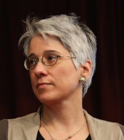 Παλιό κρασί σε νέα ασκιά