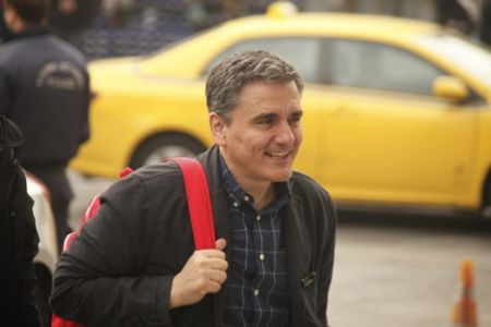Tsakalotos and quartet discuss contingency measures
