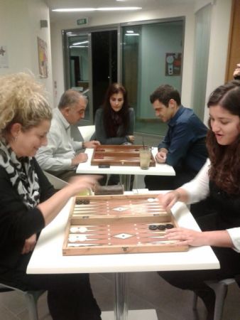 DATA COMMUNICATION: «Κόλλα το!» για συνεργασία