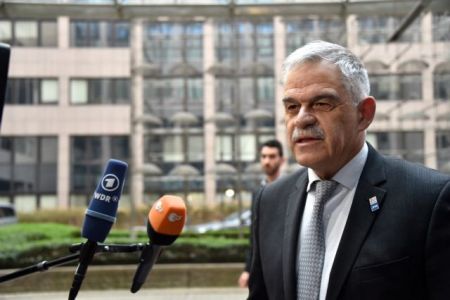 Toskas disputes allegations on jihadists passing through Greece