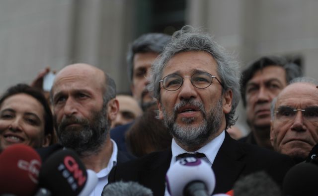 Ξένοι διπλωμάτες στη δίκη της Cumhuriyet, έξαλλος ο Ερντογάν
