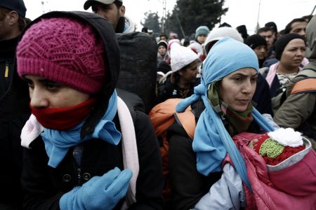 Ξεκίνησαν οι επαναπροωθήσεις στην Τουρκία – Εφτασε το πρώτο πλοίο – Ένταση σε hot spot και κέντρα φιλοξενίας