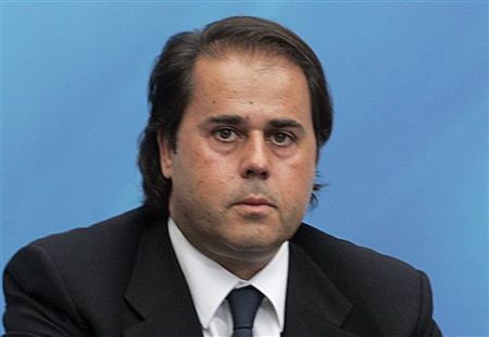 Σ. Παπασταύρου: «Στοιχεία» στο βωμό της εκμετάλλευσης