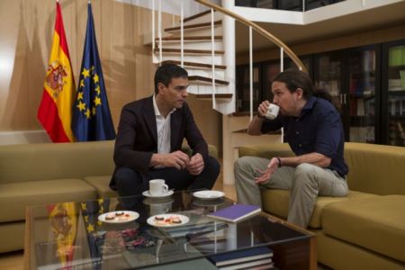 Νέα αρχή για σοσιαλιστές και Podemos ώστε να αποφύγουν την κάλπη
