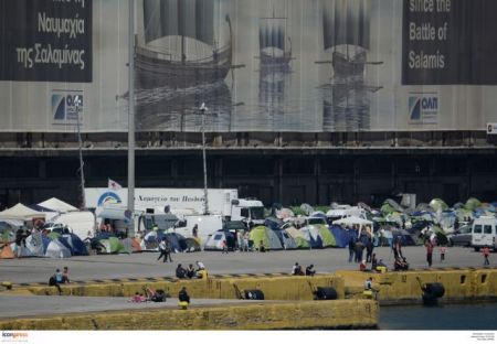 Πειραιάς: Μάχη με τον χρόνο και με την παραπληροφόρηση