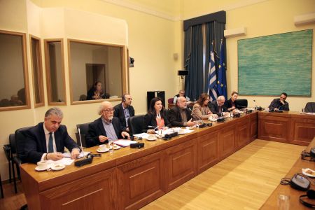 Η Κ.Ο. Φιλίας Ελλάδας-Κούβας κατά του Τραμπ