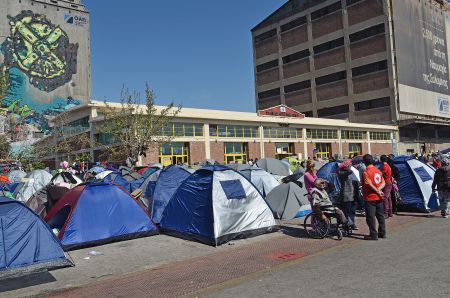 «Καμπανάκι» ΟΗΕ μετά τις ταραχές μεταξύ προσφύγων στην Ελλάδα