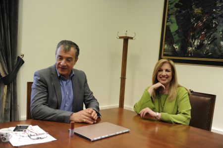 Κεντροαριστερά: Χαμένοι στην μετάφραση ΠαΣοΚ – Ποτάμι