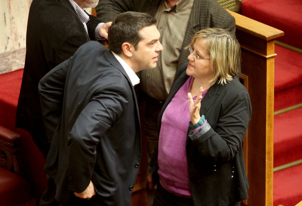 Παραιτήθηκε από βουλευτής η Βασιλική Κατριβάνου μετά το «όχι» στον κόφτη και στο υπερταμείο