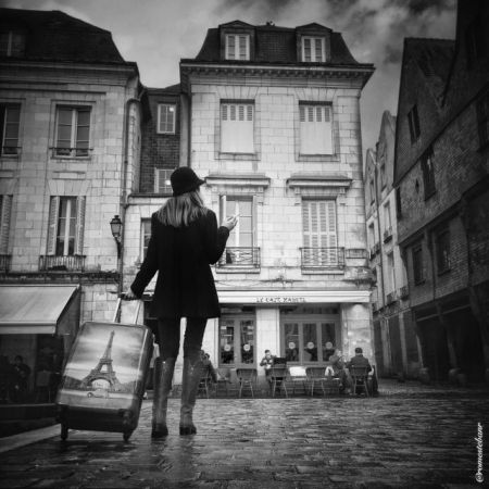 Café de jour: Στα καφέ η διαπολιτισμικότητα αναστενάζει