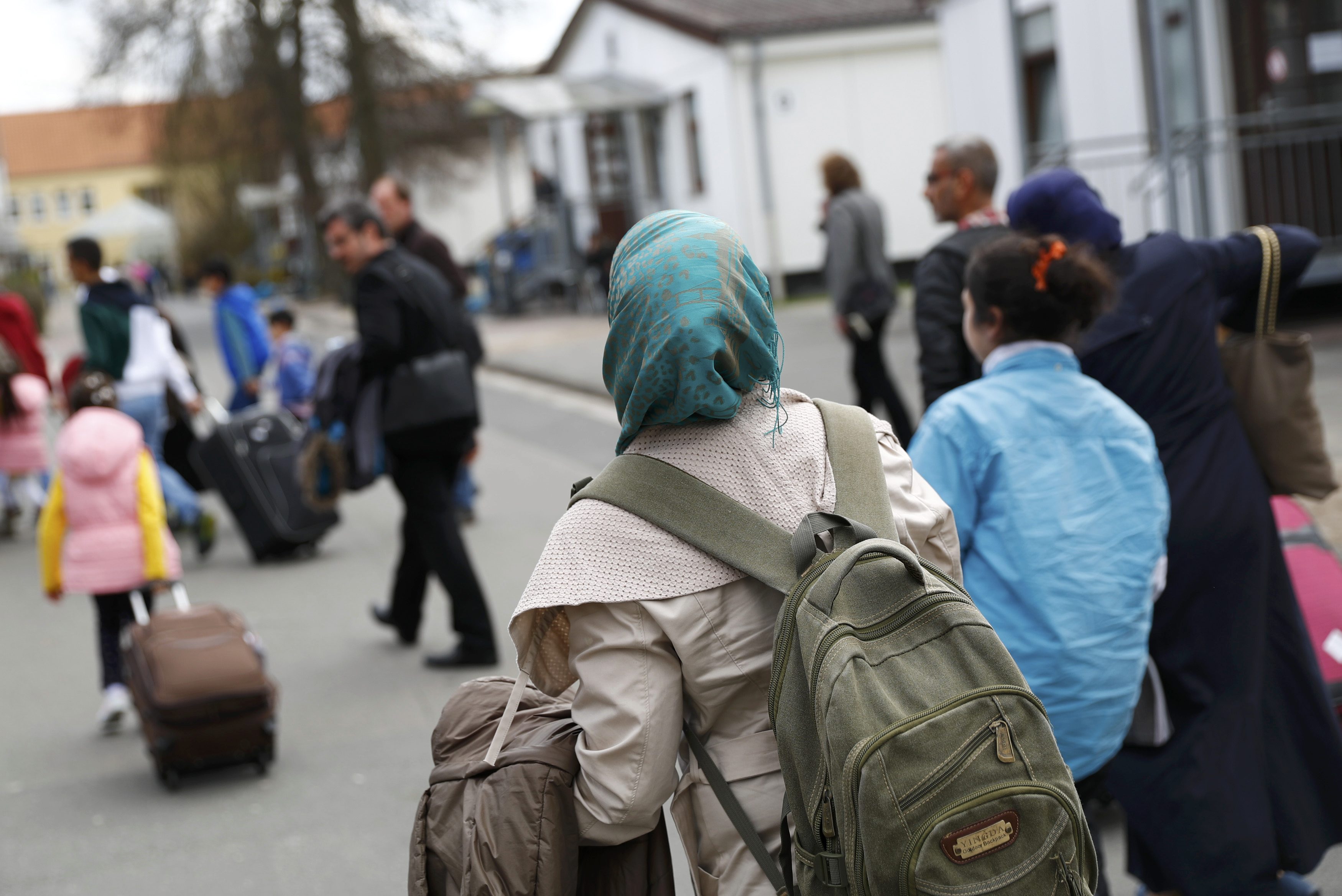Γερμανία: Αναμένει το 2016 στο έδαφός της «έως 300.000 πρόσφυγες»