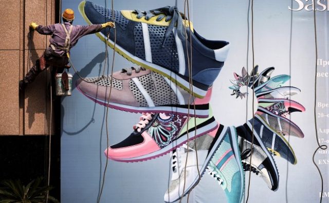 Η οικονομική ανάκαμψη περνάει από το Πεκίνο