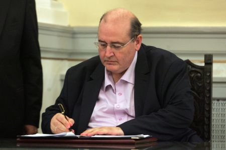 Ν. Φίλης: «Ψευδές το δημοσίευμα για αντικατάσταση των μελών της Επιτροπής Εξετάσεων»