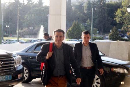 Negotiations with institutions quartet resume in Athens on Sunday
