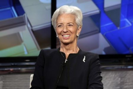 Lagarde: “Greece cannot just expect that things will be sorted out”