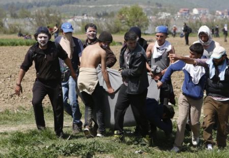 Τόσκας: Αυριανοί τζιχαντιστές οι χθεσινοί δαρμένοι στην Ειδομένη