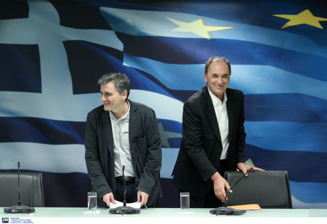 ΝΔ: Η παράσταση της διαπραγμάτευσης δεν κόβει εισιτήρια