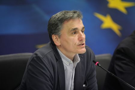 «Προχωρούμε στα νομοσχέδια, ζητούμε λιγότερα από το τρίτο Μνημόνιο»