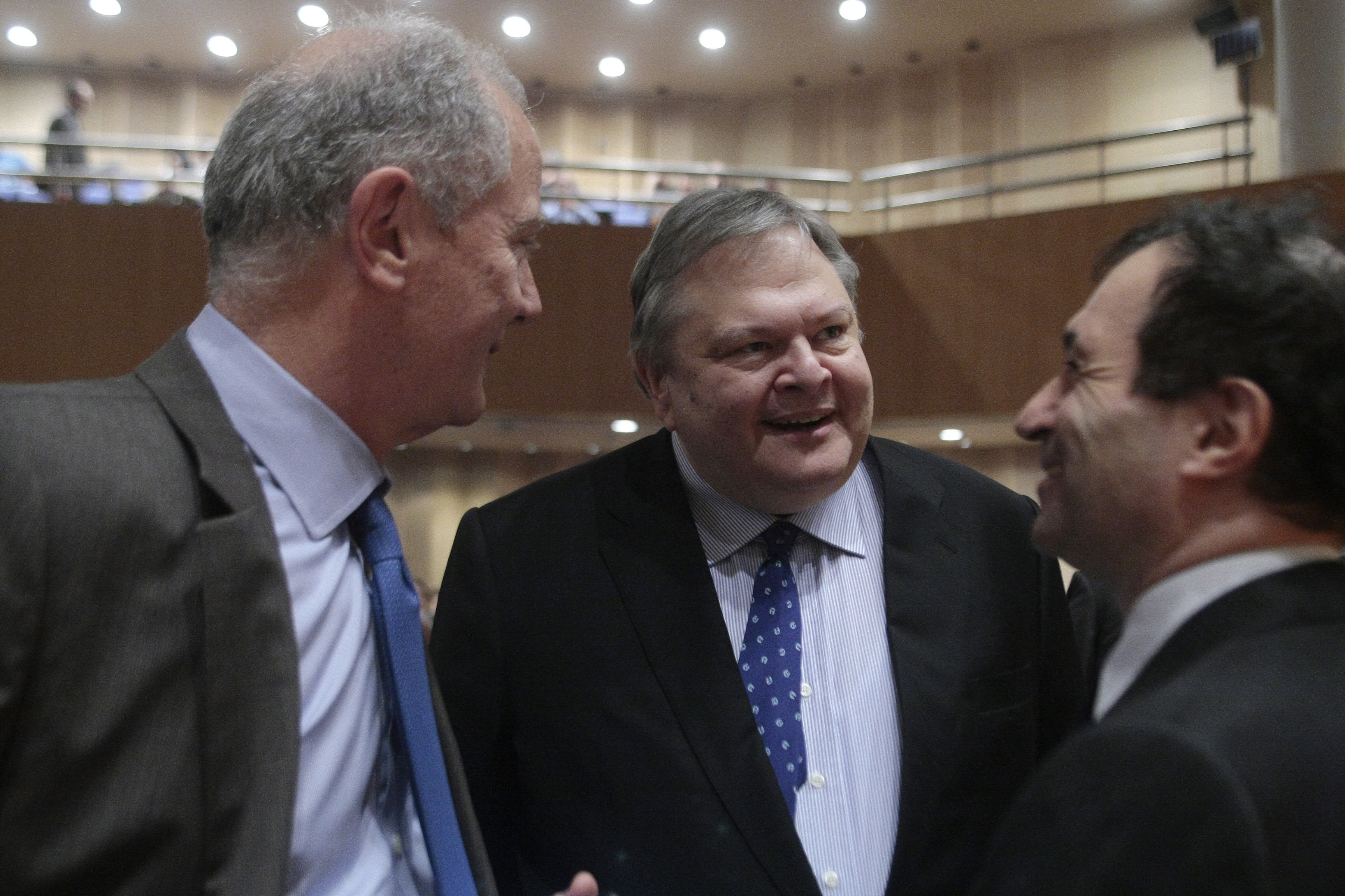 Βενιζέλος: Μην διαπραγματευόμαστε ως ηττημένη χώρα