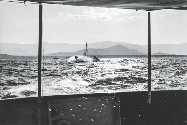 Ο Ρόμπερτ Μακ Κέιμπ και οι άγγελοι του Αιγαίου