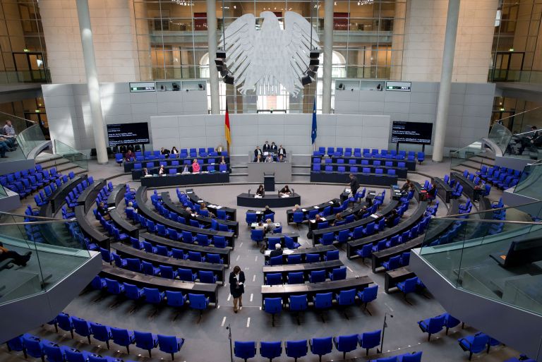 Γερμανική βουλή καλεί Ντράγκι σε ακρόαση | tovima.gr