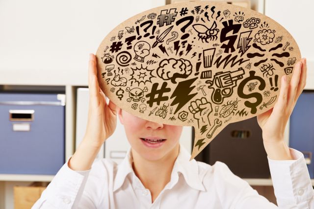 Η γλώσσα κόκαλα τσακίζει