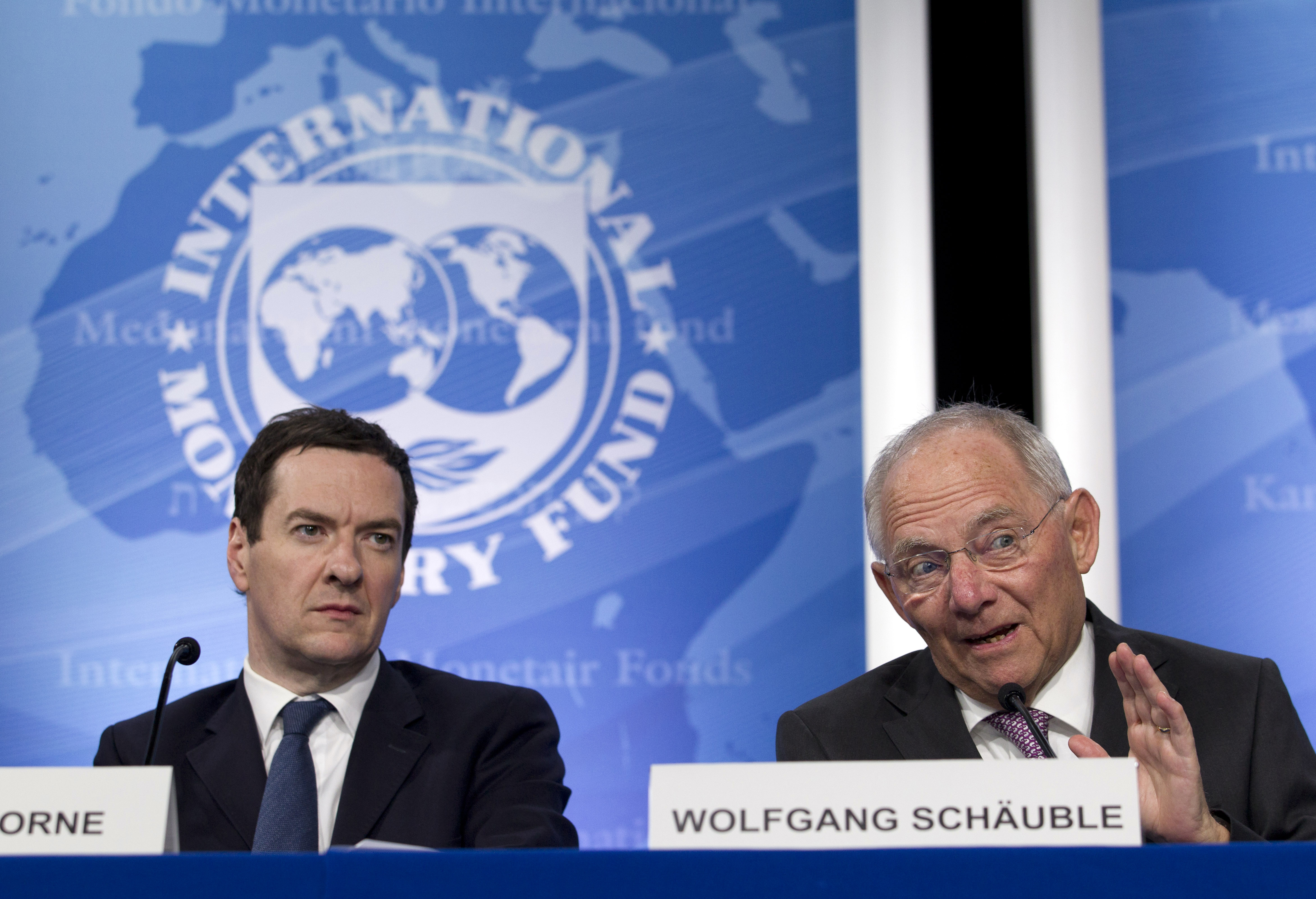 Σόιμπλε: Δεν χρειάζονται μέτρα για το ελληνικό χρέος