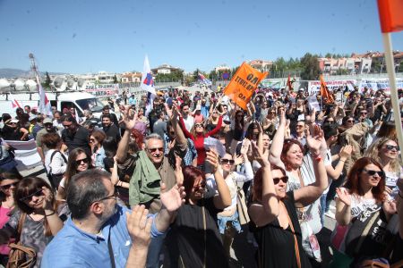 Μαθηματικοί – Φυσικοί προς Φίλη: Σεβαστείτε αυτούς που σπούδασαν