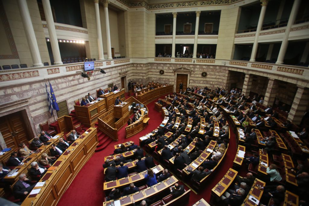 Υπ. Εργασίας:Δεν εξαιρούνται από τον Ενιαίο Φορέα Ασφάλισης οι βουλευτές