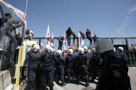 «Μύλος» με Φίλη και εκπαιδευτικούς για τους διορισμούς αναπληρωτών