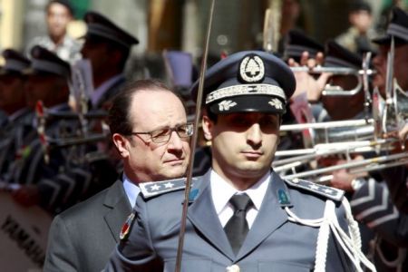 Από τον Λίβανο ξεκινά ο Ολάντ περιοδεία στη Μέση Ανατολή