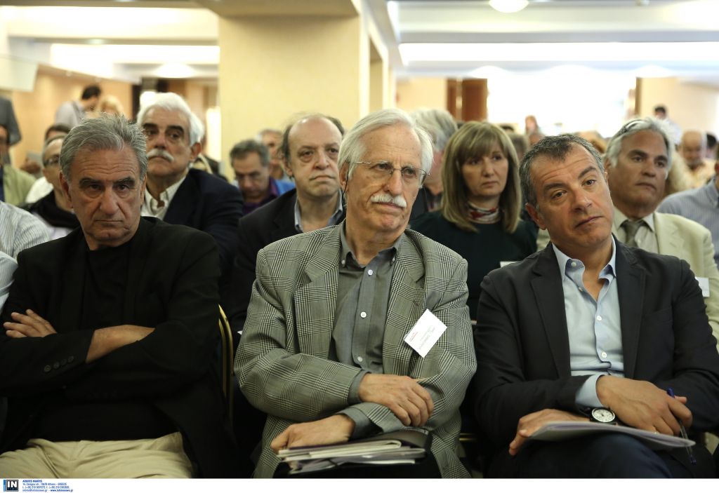 Θεοδωράκης: Ο κορμός του νέου δεν μπορεί να είναι οι υπουργοί του χθες