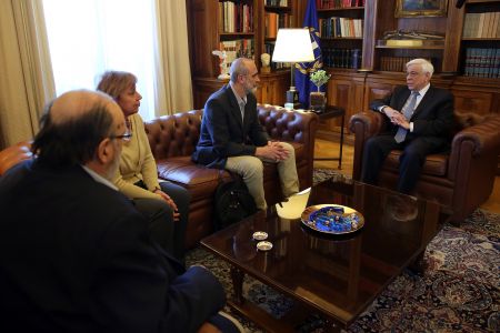 Παυλόπουλος: Η ελευθεροτυπία να προστατευτεί ως κόρη οφθαλμού