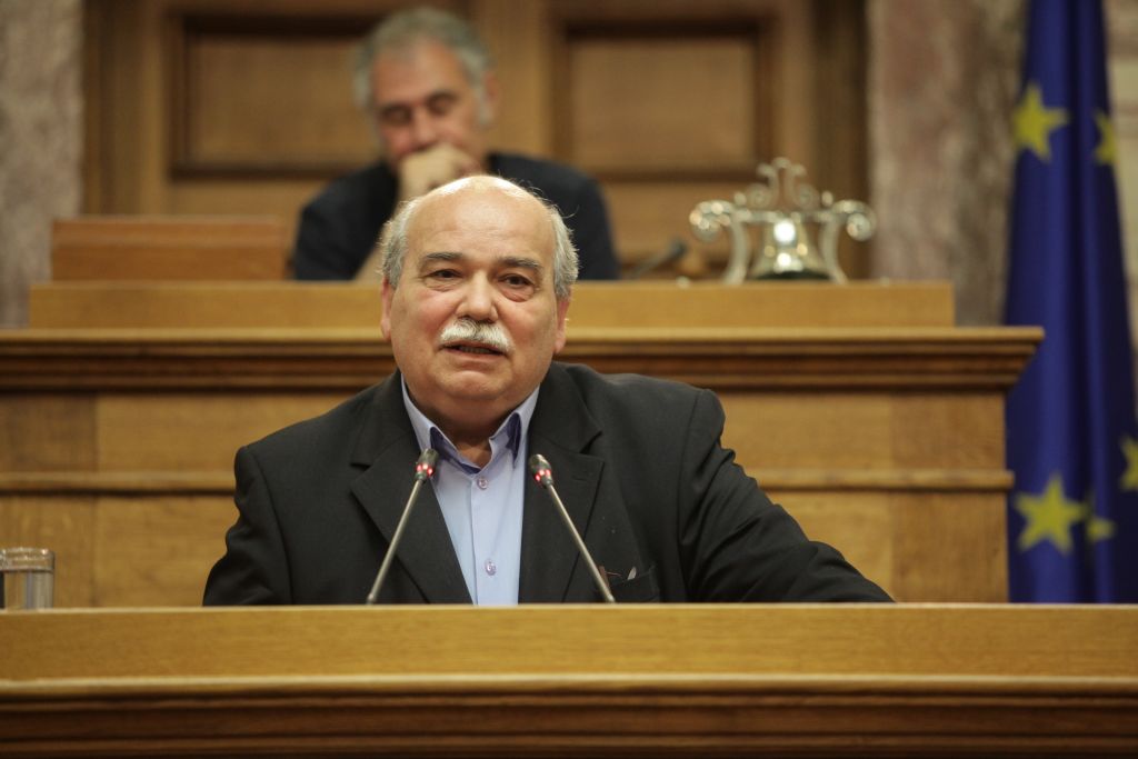 Βούτσης: Οχι προαπαιτούμενο, εργαλείο το φορολογικό-ασφαλιστικό