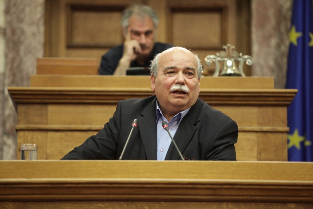 Βούτσης: Εξω από κάθε συζήτηση το προληπτικό πακέτο