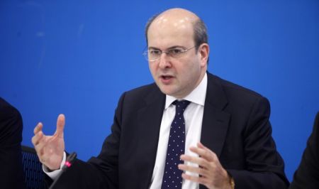 Κ. Χατζηδάκης:«Κωμικοτραγική η διαδικασία αδειοδότησης των τηλεοπτικών σταθμών»