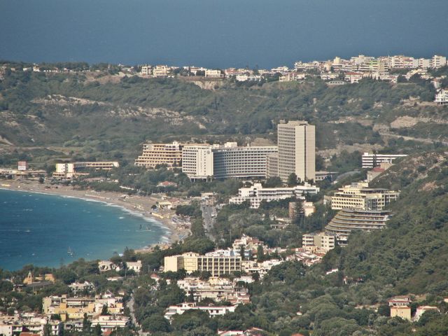 Ta capital controls φρενάρουν τις πωλήσεις ξενοδοχείων | tovima.gr