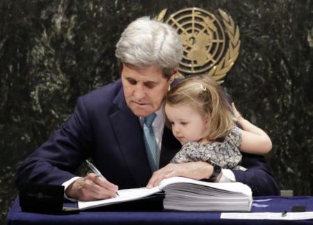 ΟΗΕ: Μπήκαν οι υπογραφές στη συμφωνία των μεγάλων ελπίδων για το περιβάλλον